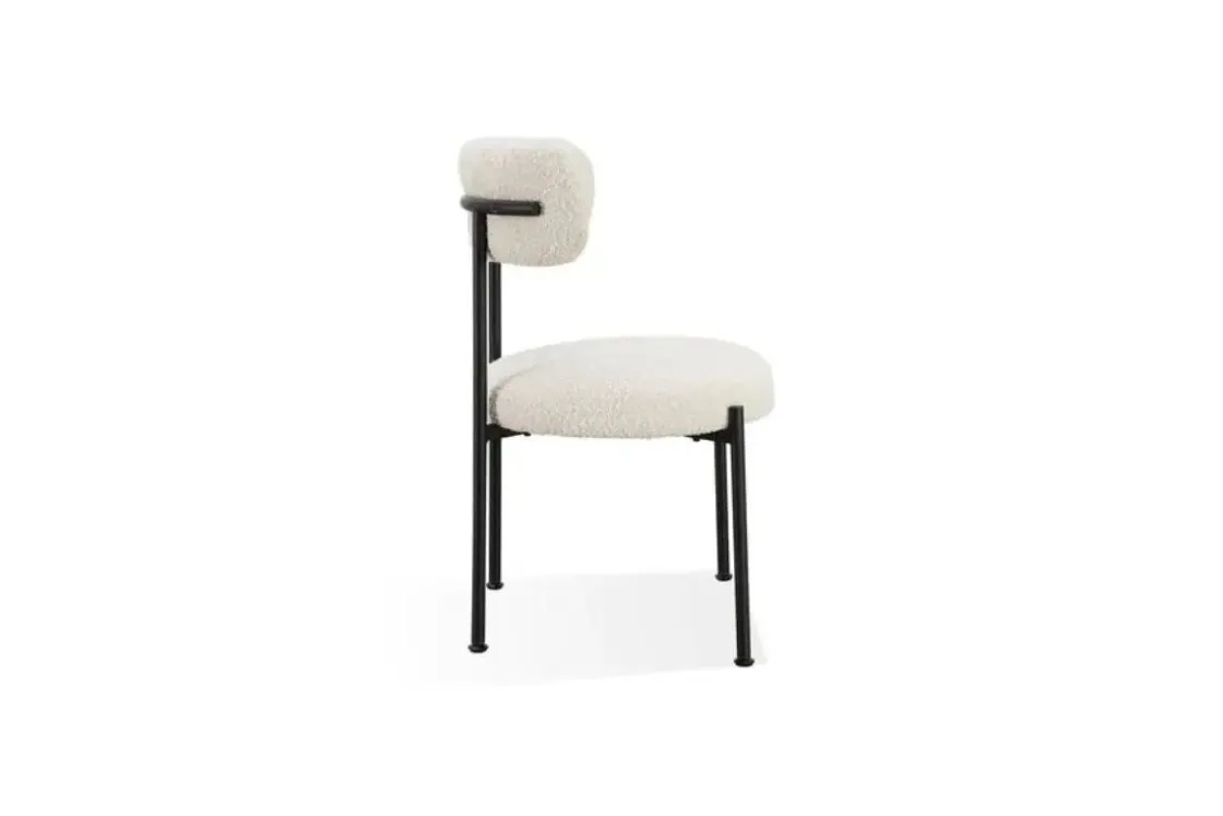 Mor Furniture Aere Dining Table & 4 Chairs In Natural Ash/Ivory