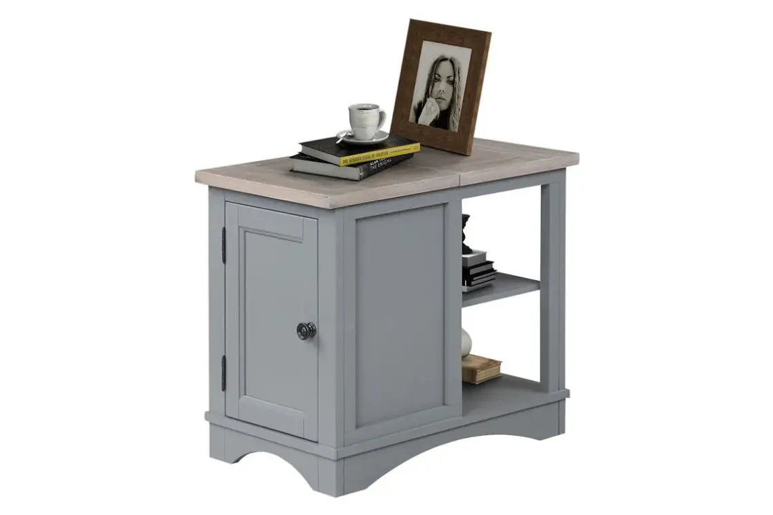 Mor Furniture Americana Chairside Table In