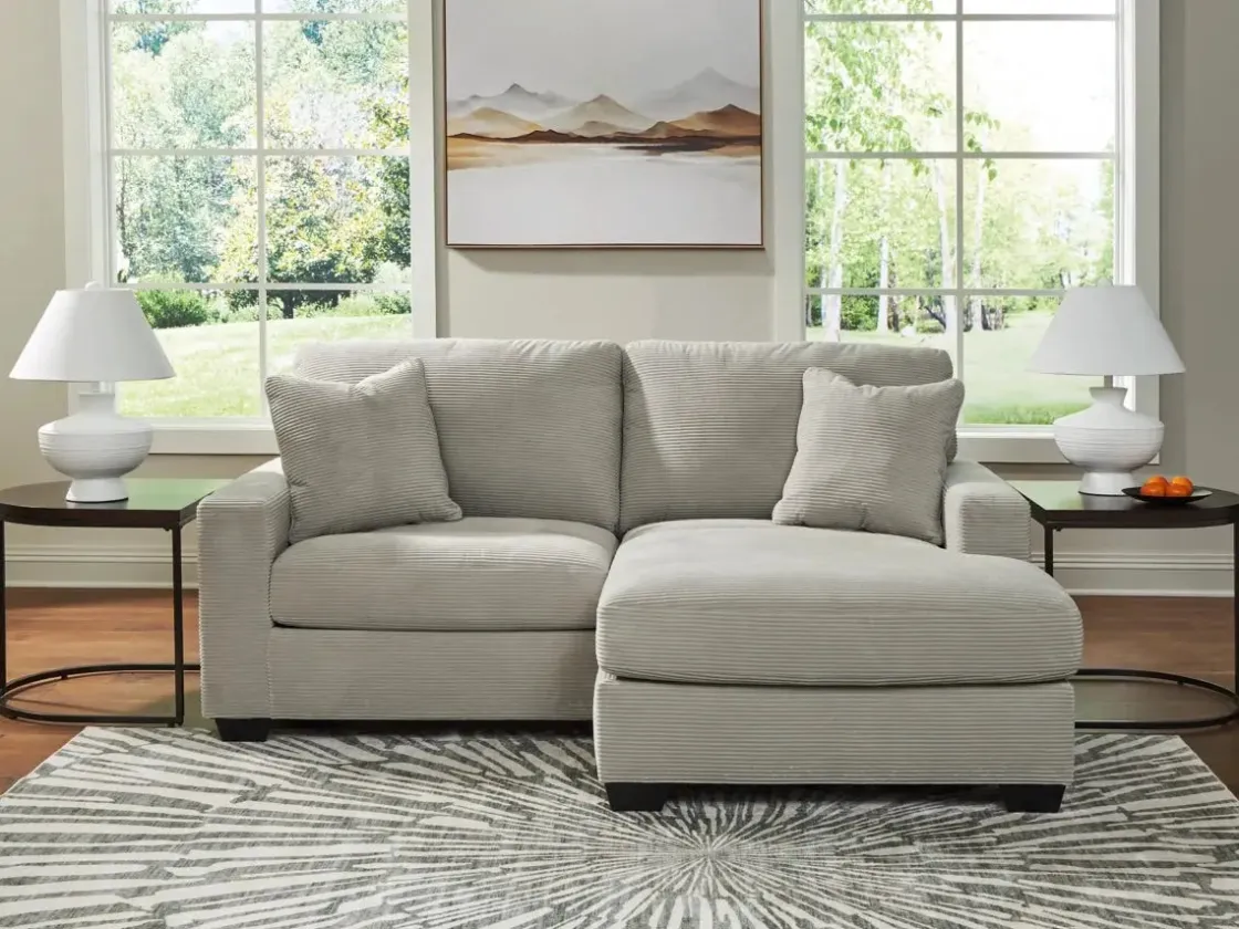 Mor Furniture Amesley Sofa Chaise In Ivory