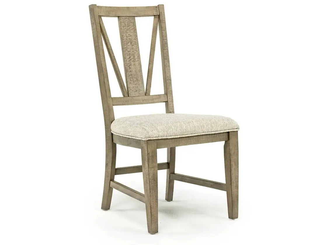 Mor Furniture Bay Creek Extendable Dining Table & 4 Upholstered V-Back Chairs In Toasted Nutmeg