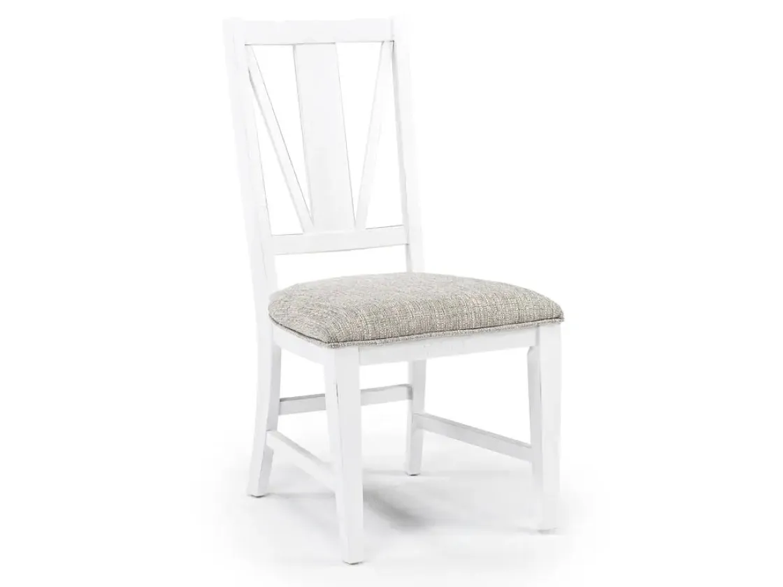 Mor Furniture Bay Creek Extendable Dining Table & 4 Upholstered V-Back Chairs In Toasted Nutmeg