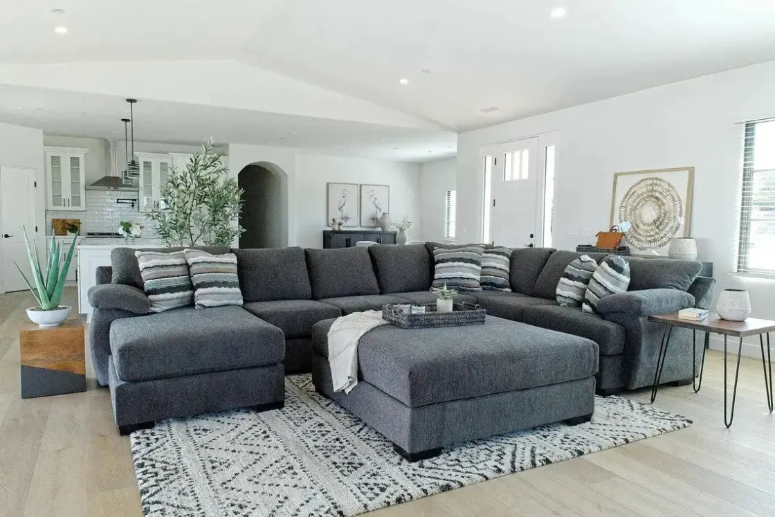 Mor Furniture Bermuda Tux Sofa Chaise Sectional In , Left Facing