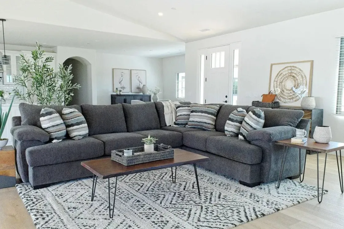 Mor Furniture Bermuda Tux Sofa Sectional In , Left Facing