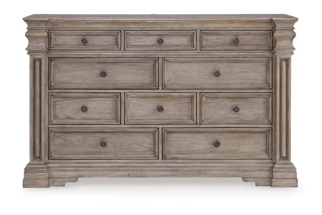 Mor Furniture Blairhurst Dresser In Light Grayish Brown