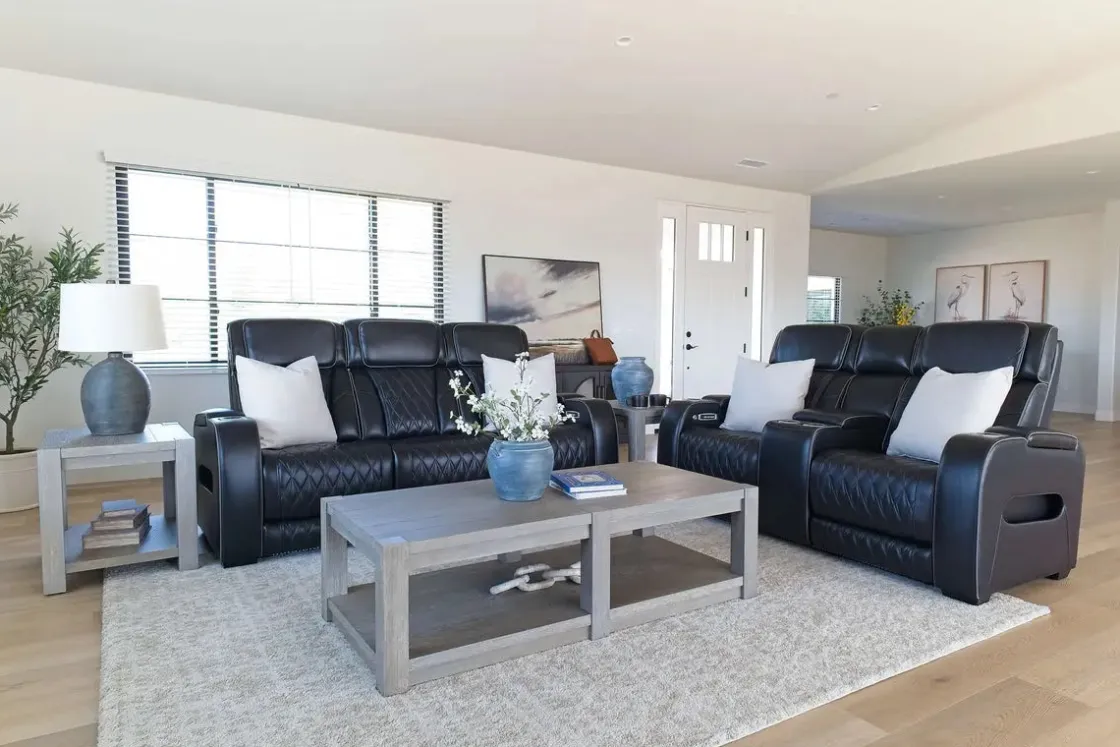 Mor Furniture Boyington 2 Power Console Loveseat In Gray Leather