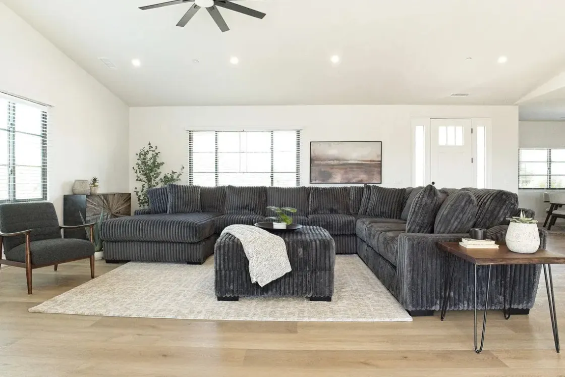 Mor Furniture Casper 4 Piece Xl Sofa Chaise Sectional In Pony Slate, Left Facing