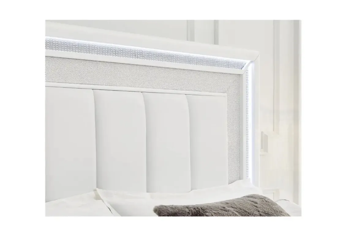 Mor Furniture Chalanna Storage Bed In White, Queen