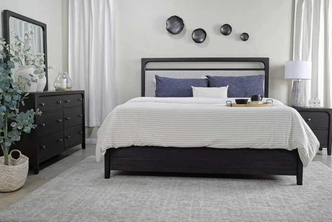 Mor Furniture Easton Upholstered Bed In , Ca King