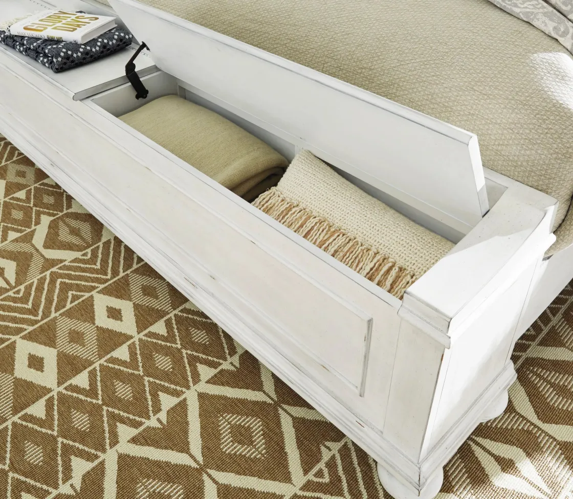Mor Furniture Kanwyn Upholstered Panel Bed W/ Storage In White Wash, Queen