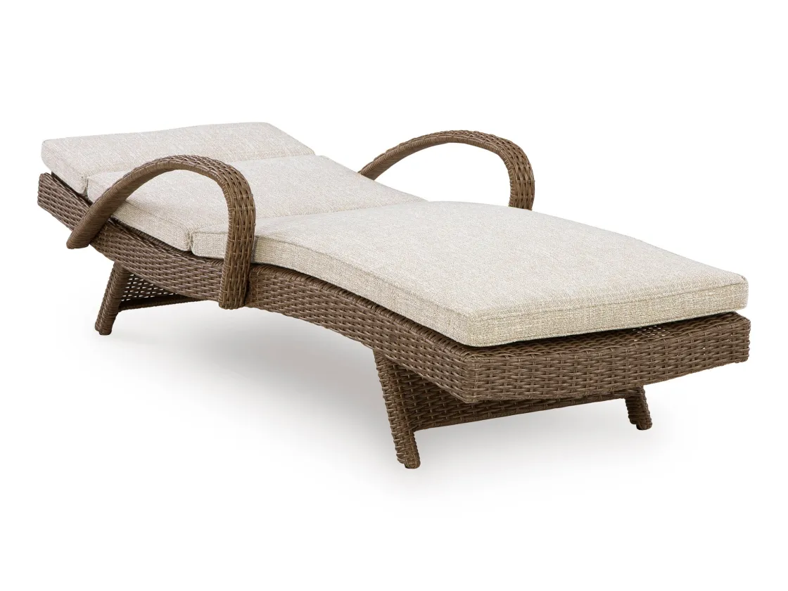 Mor Furniture Laguna Heights Outdoor Lounge Chaise In Beige