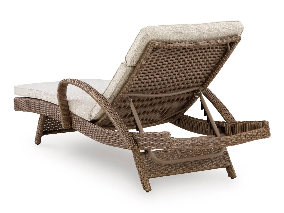 Mor Furniture Laguna Heights Outdoor Lounge Chaise In Beige