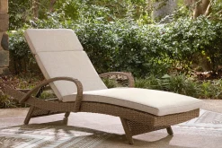 Mor Furniture Laguna Heights Outdoor Lounge Chaise In Beige