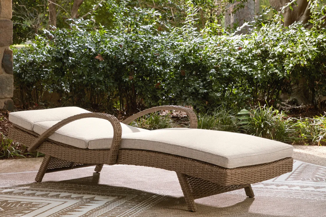 Mor Furniture Laguna Heights Outdoor Lounge Chaise In Beige