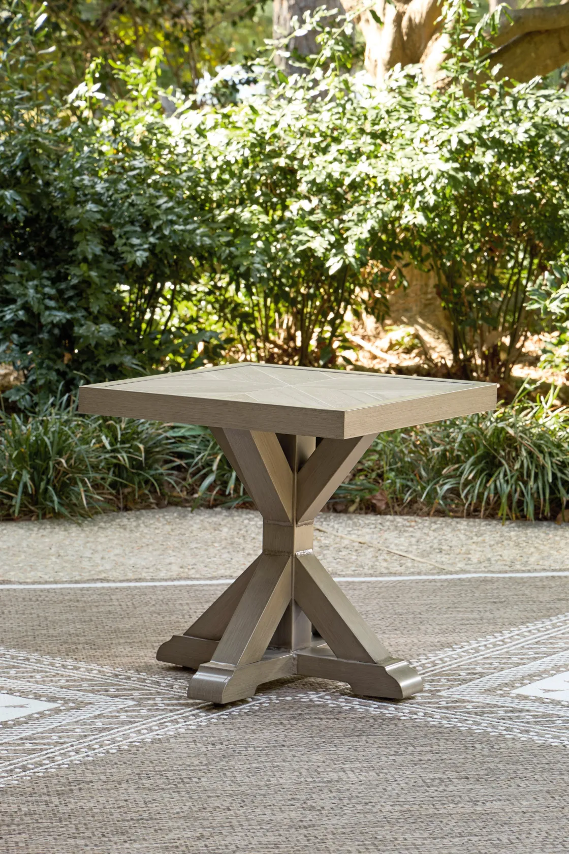 Mor Furniture Laguna Heights Outdoor Round End Table In Beige