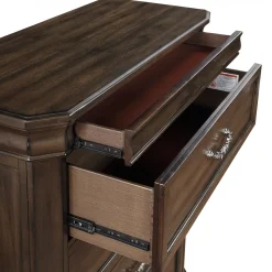 Mor Furniture Lyndhurst Chest In Walnut