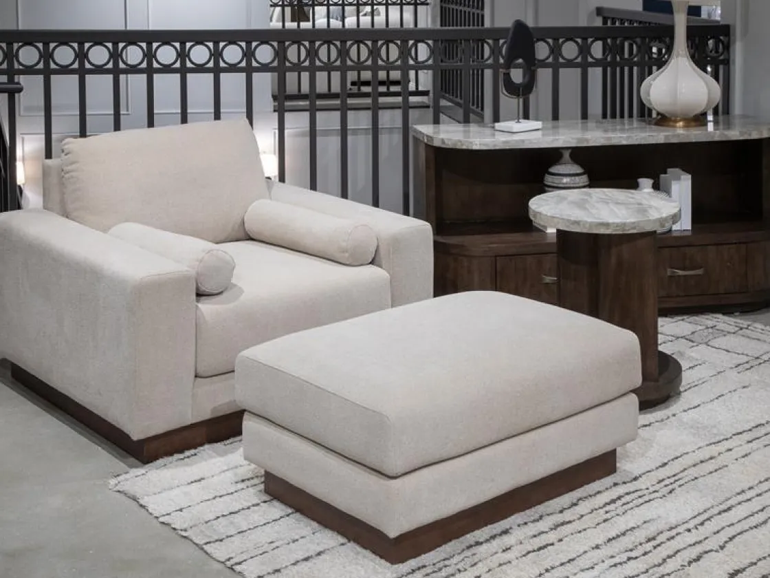 Mor Furniture Mcpherson Sofa Table In Burnt Umber