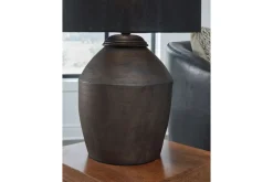 Mor Furniture Naareman Table Lamp In Metallic Black