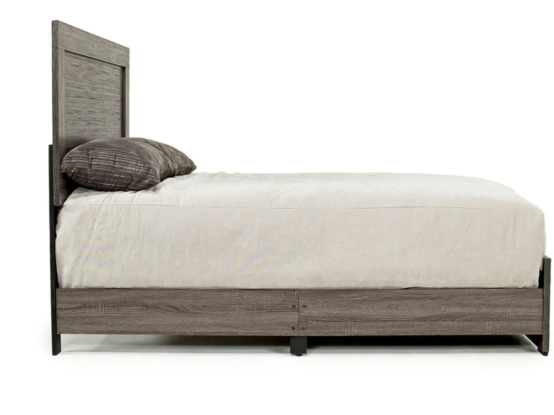 Mor Furniture Naialyn Panel Bed In , Full