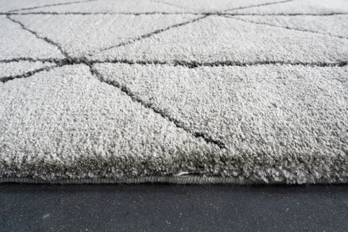 Mor Furniture Nube Aire Rug In Gray/Anthracite, 5’ X 8’