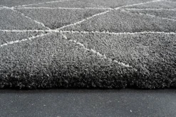 Mor Furniture Nube Halo Rug In Anthracite/Ivory, 5’ X 8’