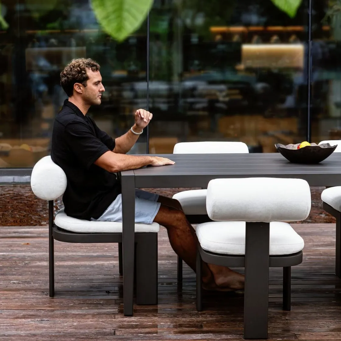 Mor Furniture Polanco Outdoor Dining Table In Black