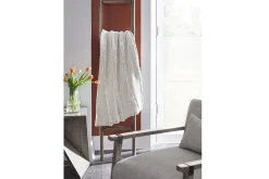 Mor Furniture Samsen Throw Blanket