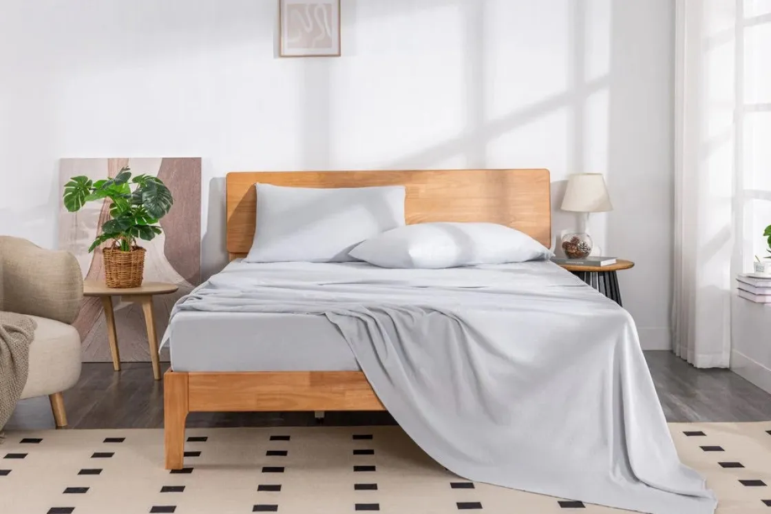Mor Furniture Soft Wash Sheets In White, Twin