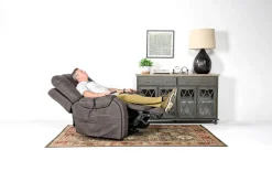 Mor Furniture Str 3 Power Lift Chair W/ Wireless Charger In Gunmetal