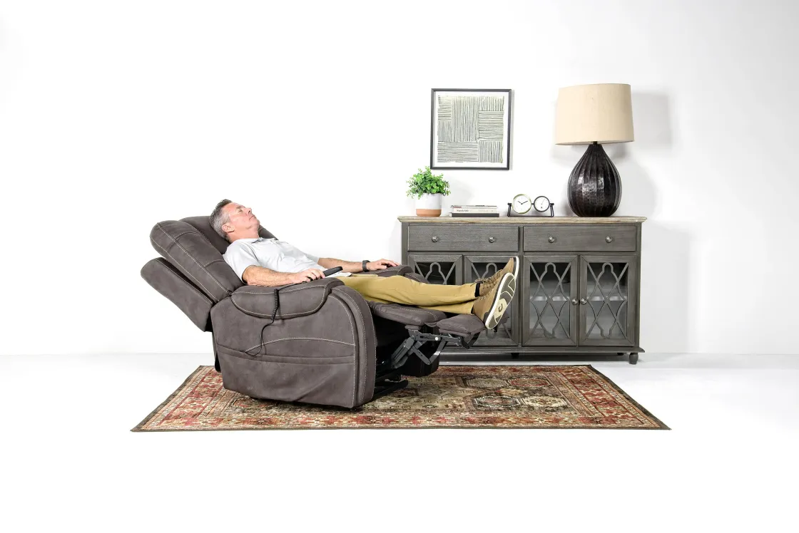 Mor Furniture Str 3 Power Lift Chair W/ Wireless Charger In Gunmetal