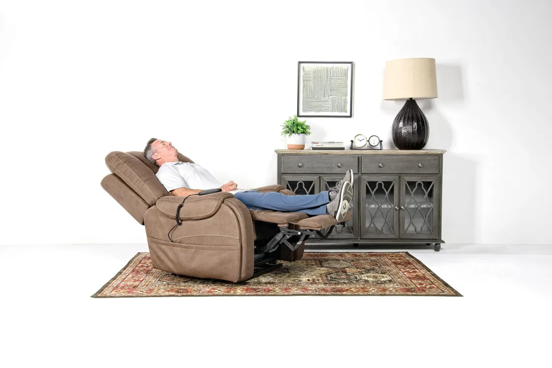 Mor Furniture Str 3 Power Lift Chair W/ Wireless Charger In Gunmetal