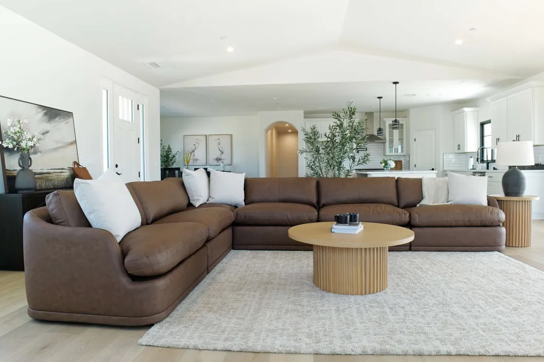 Mor Furniture Stratus 6 Piece Sectional In Aline Saddle Leather
