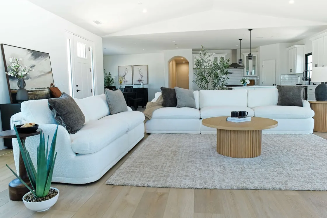 Mor Furniture Stratus Crypton Performance Loveseat In Jennie Snow