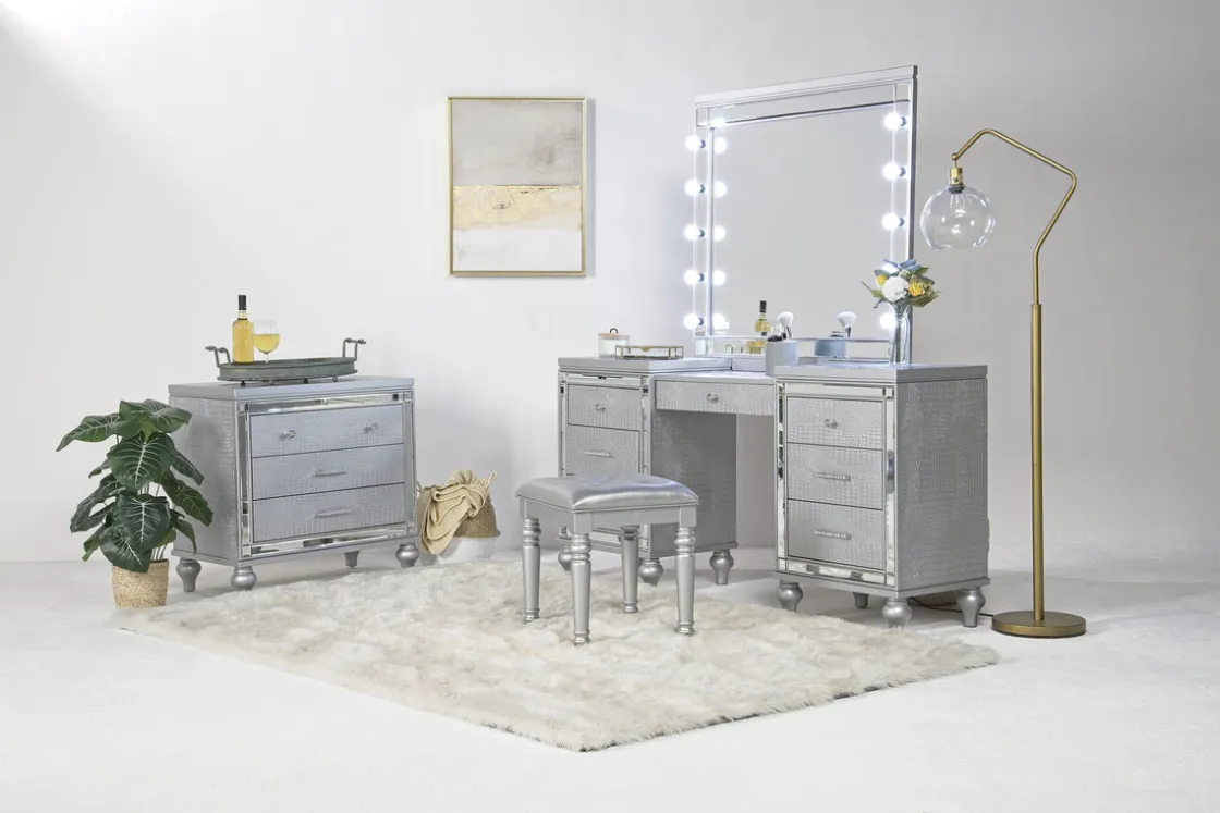 Mor Furniture Valentino Vanity, Mirror & Stool In Silver
