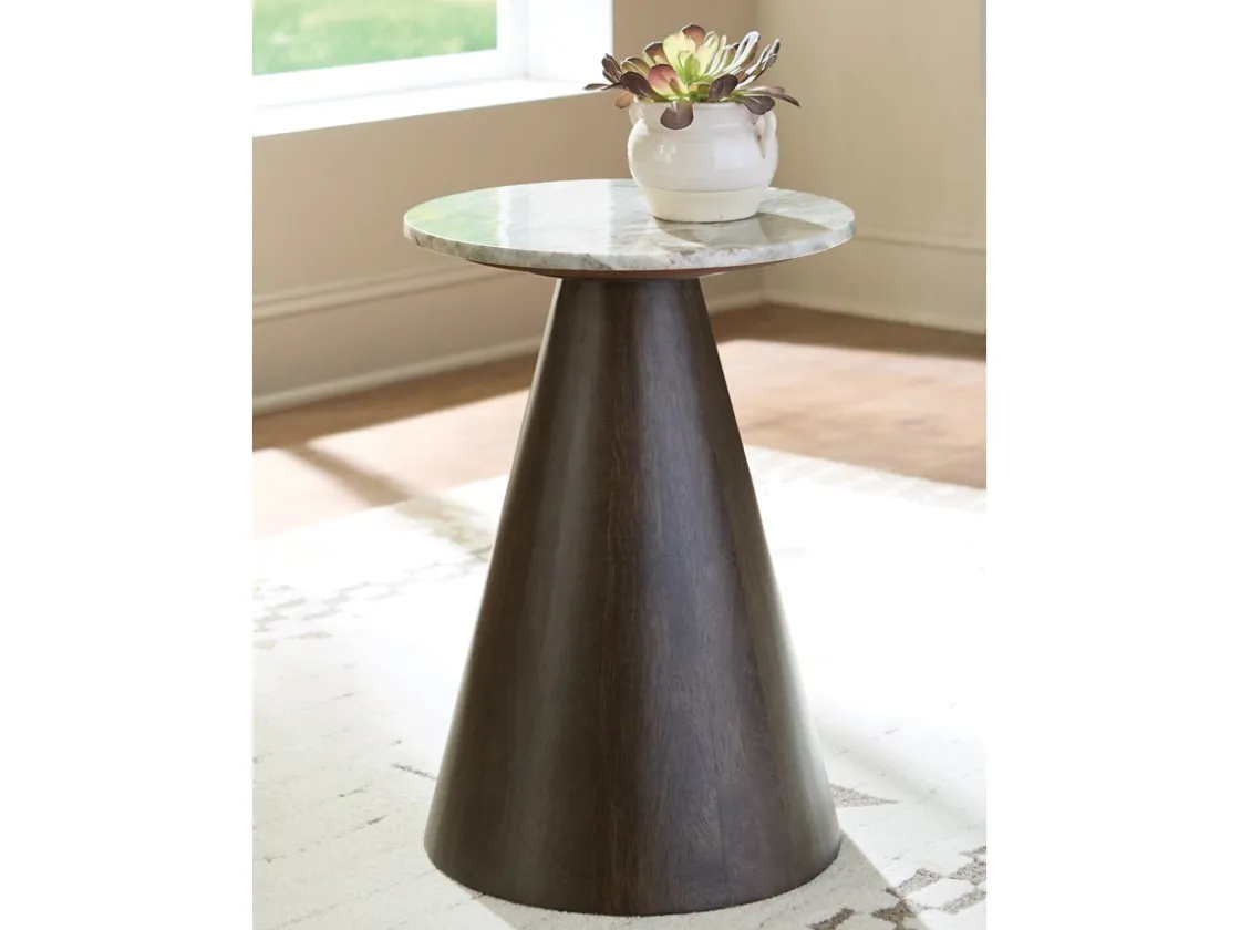 Mor Furniture Waltnor Accent Side Table In Warm Brown