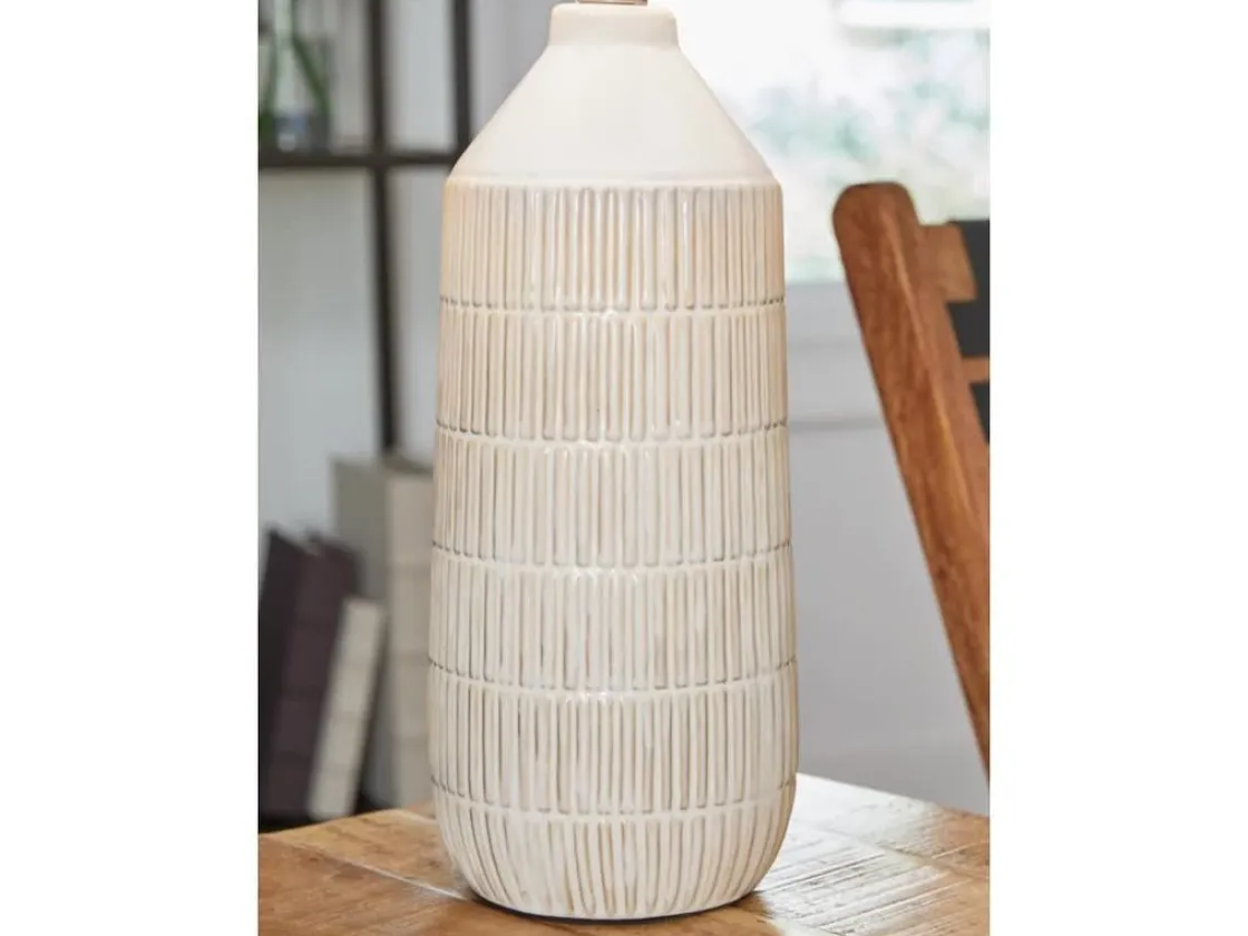Mor Furniture Willport Table Lamp