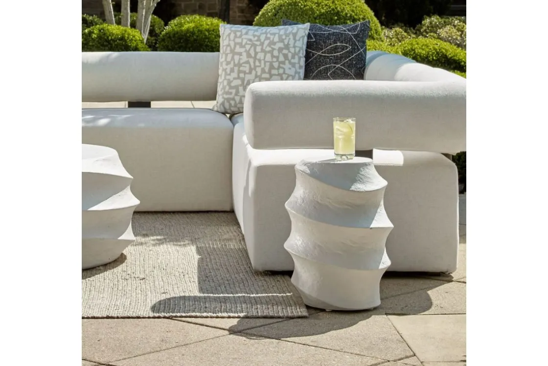 Mor Furniture Winded Outdoor Round Accent Table In White
